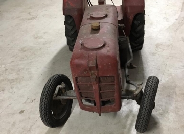 Traktor Zetor Pionýr 1.série - foto č. 1