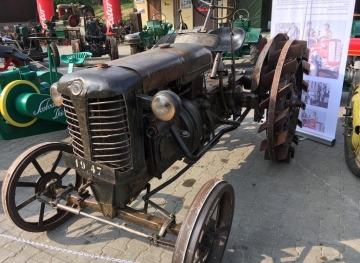 Traktor Zetor 25 T - r.1947 - foto č. 4